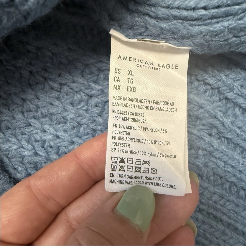 American Eagle NWT XL dusty Blue Cable Knit Sleeveless Sweater Vest - Picture 8 of 13